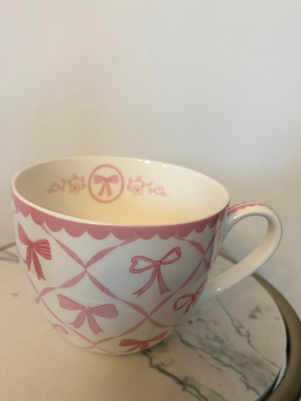 Pink Bow Pattern Ceramic Mug